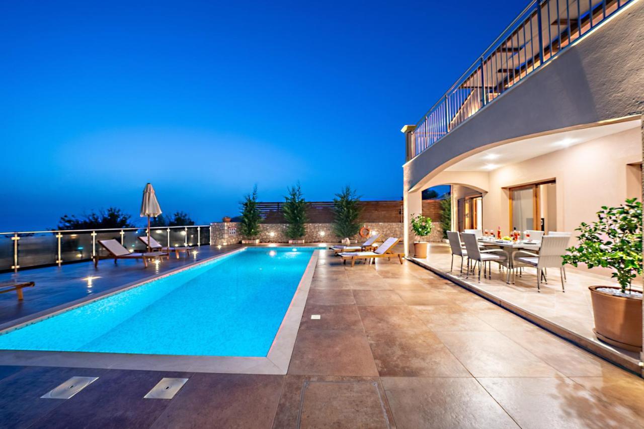 Villa Cleopatra Фіскардо Екстер'єр фото