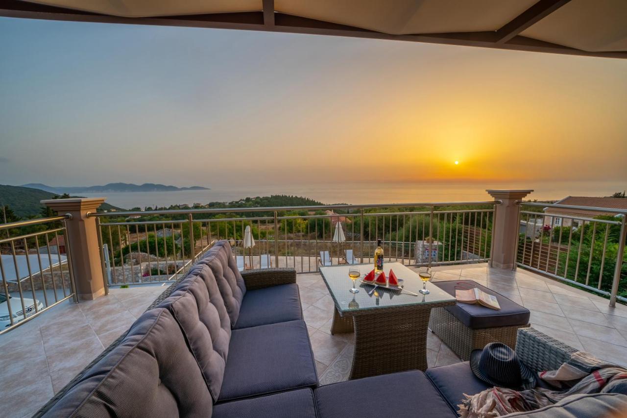 Villa Cleopatra Фіскардо Екстер'єр фото